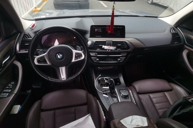Used BMW X3 2021 xDrive28i M Sport Package Center Console