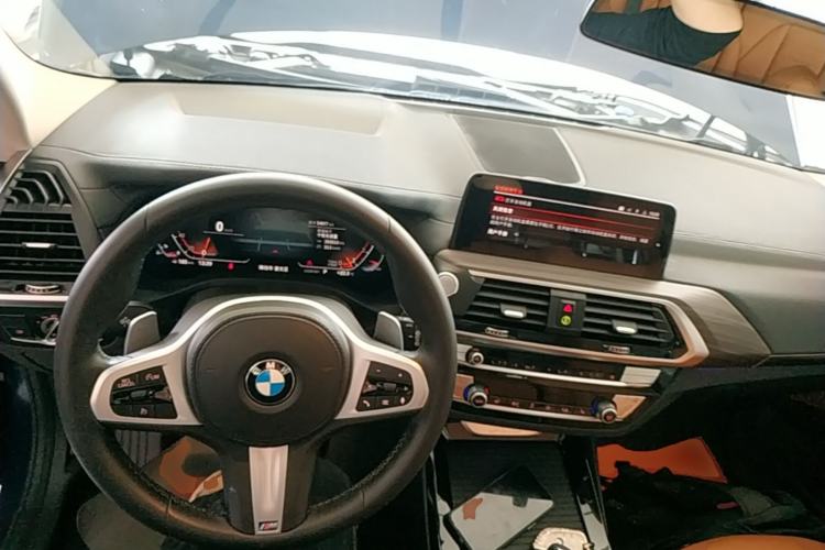 Used BMW X3 2021 xDrive28i M Sport Package Center Console