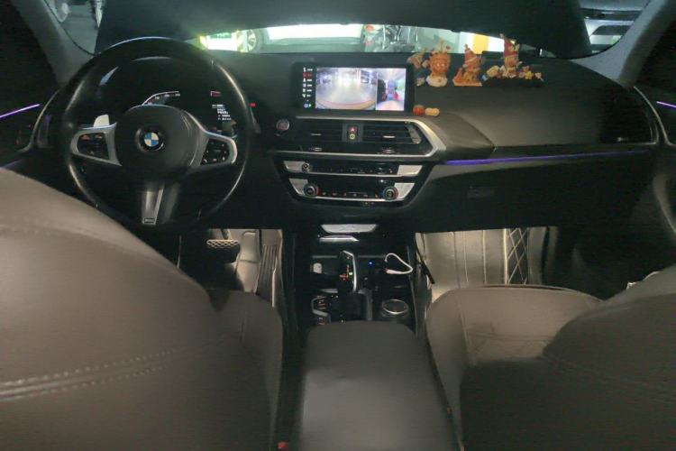 Used BMW X3 2021 xDrive28i M Sport Package Center Console