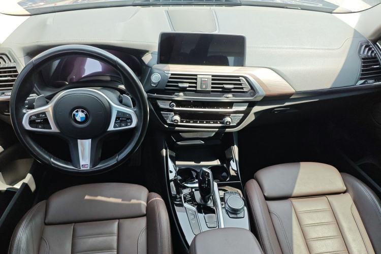 Used BMW X3 2021 xDrive28i M Sport Package Center Console