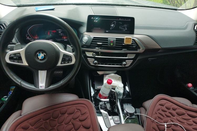 Used BMW X3 2021 xDrive28i M Sport Package Center Console