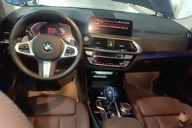 Used BMW X3 2021 xDrive28i M Sport Package Center Console