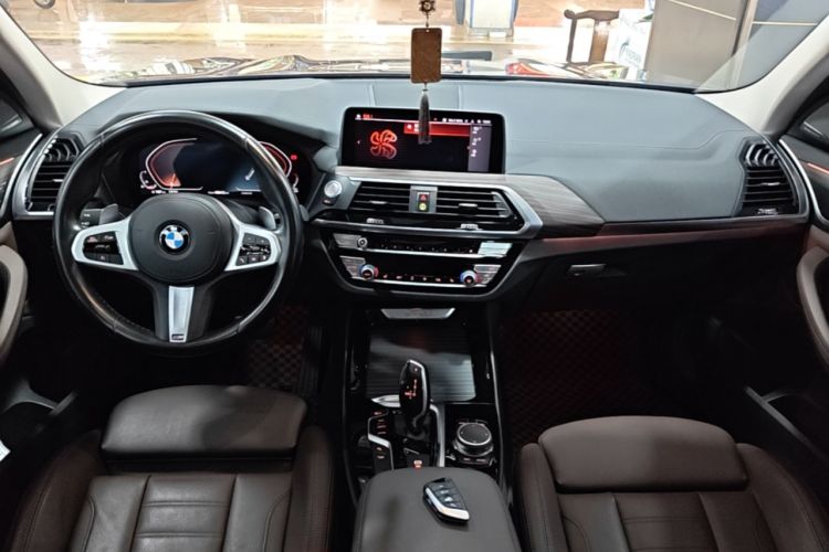 Used BMW X3 2021 xDrive28i M Sport Package Center Console