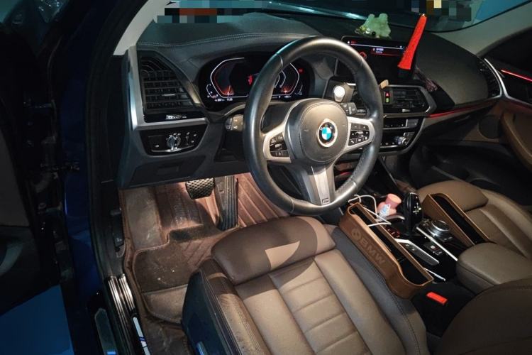 Used BMW X3 2021 xDrive25i M Sport Package Center Console