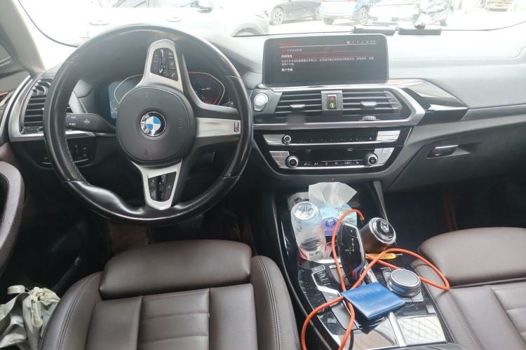 Used BMW X3 2021 xDrive25i M Sport Package Center Console