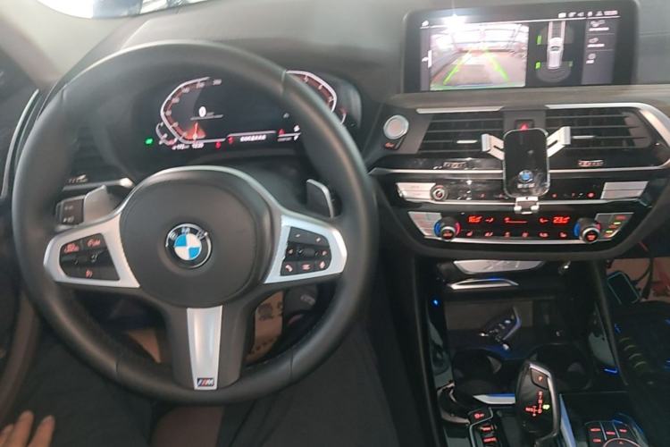 Used BMW X3 2021 xDrive30i Luxury Model with M Sport Package Center Console