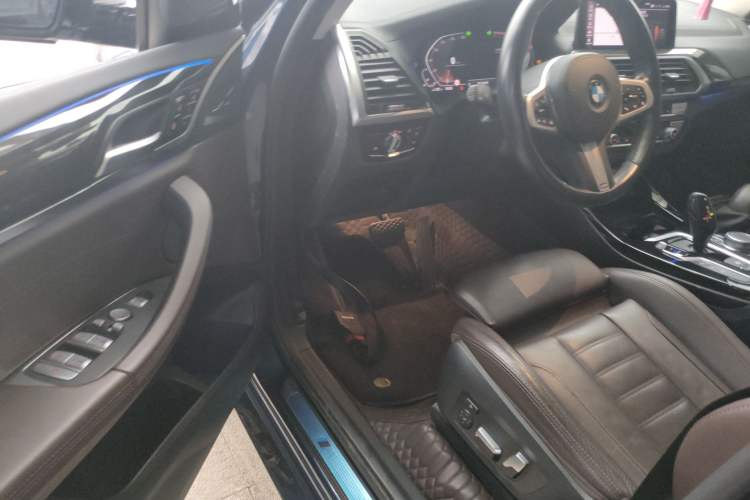 Used BMW X3 2021 xDrive30i Luxury Model with M Sport Package Driver Seat