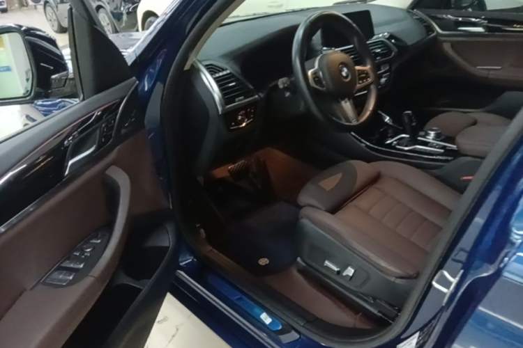 Used BMW X3 2021 Restyled xDrive25i M Sport Package Driver Seat