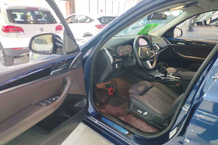 Used BMW X3 2021 xDrive25i M Sport Package Driver Seat