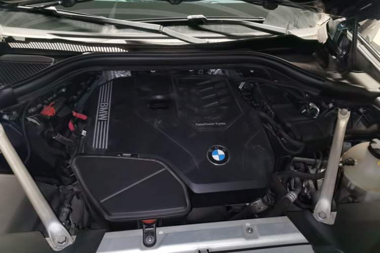 Used BMW X3 2021 Restyled xDrive25i M Sport Package Engine Bay