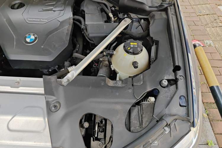 Used BMW X3 2021 xDrive25i M Sport Package Engine Bay Left