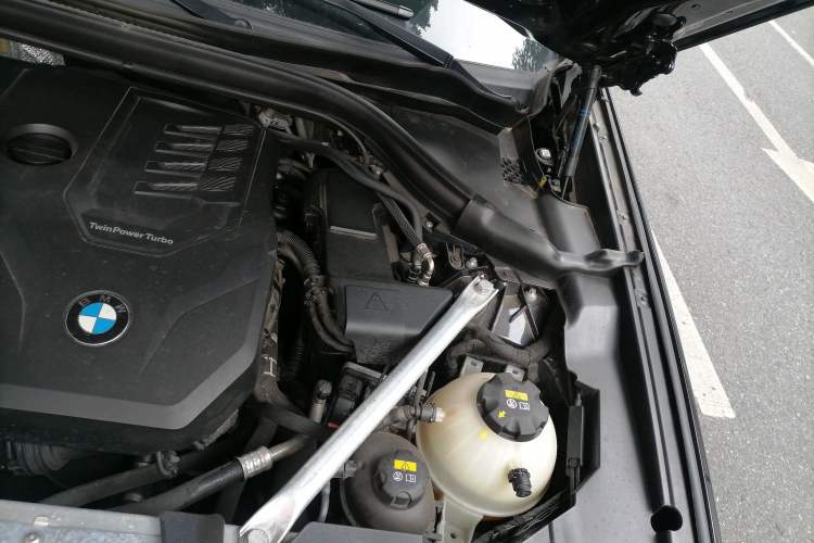 Used BMW X3 2021 xDrive28i M Sport Package Engine Bay Left