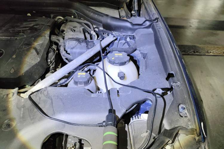 Used BMW X3 2021 xDrive28i M Sport Package Engine Bay Left