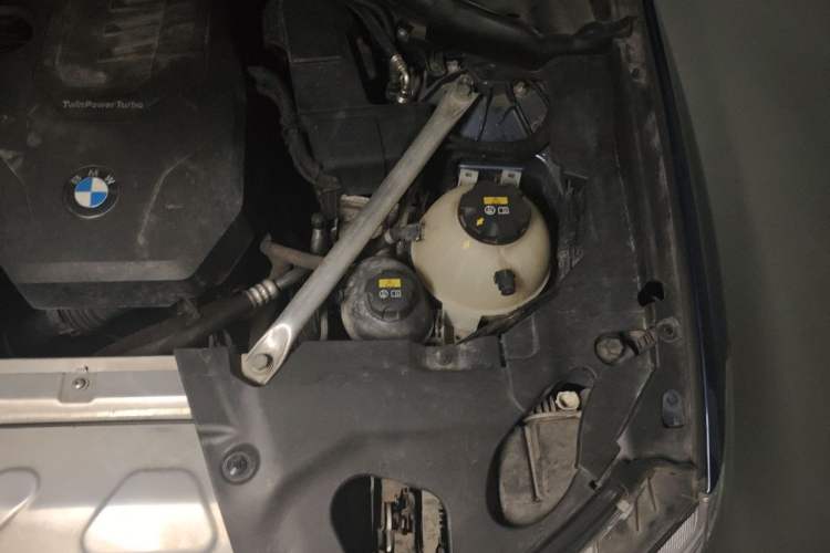 Used BMW X3 2021 xDrive28i Luxury Package Engine Bay Left