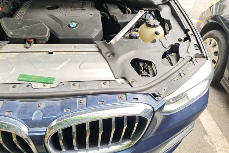 Used BMW X3 2021 xDrive28i Luxury Package Engine Bay Left