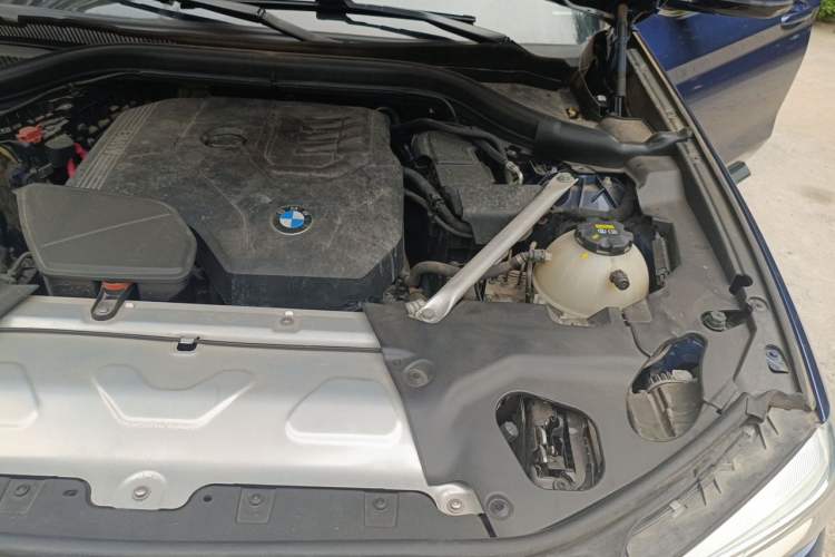 Used BMW X3 2021 xDrive25i Luxury Package Engine Bay Left