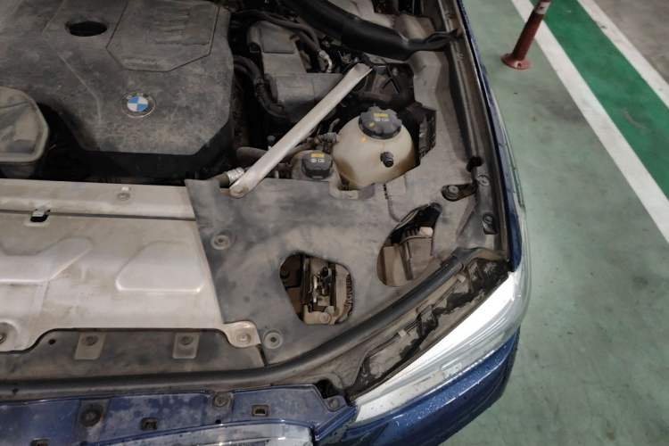 Used BMW X3 2021 xDrive28i M Sport Package Engine Bay Left