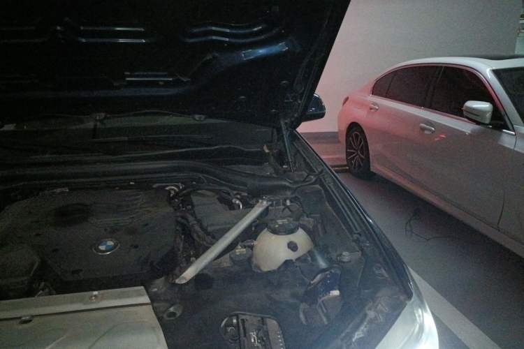 Used BMW X3 2021 xDrive28i M Sport Package Engine Bay Left