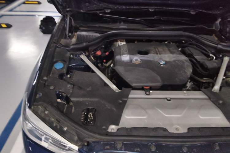 Used BMW X3 2021 xDrive25i Luxury Package Engine Bay Right