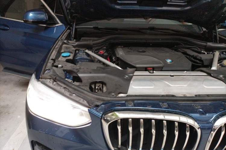 Used BMW X3 2021 xDrive28i Luxury Package Engine Bay Right