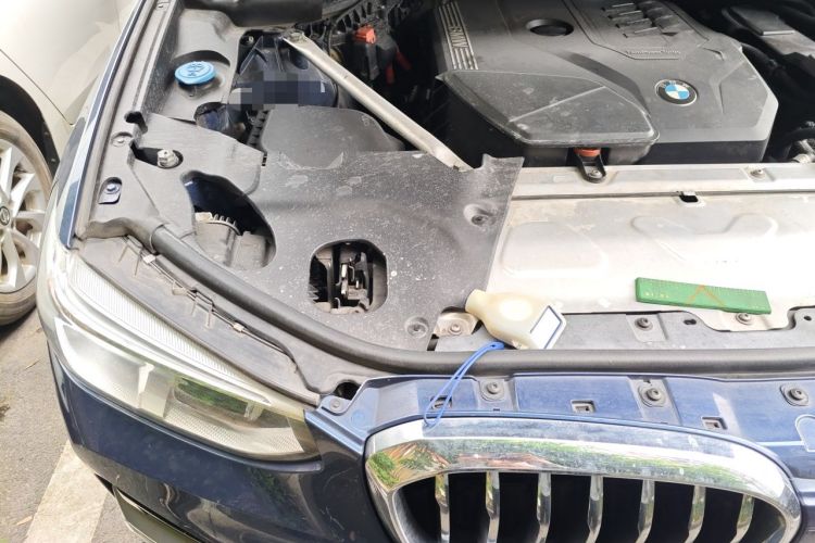 Used BMW X3 2021 xDrive28i Luxury Package Engine Bay Right
