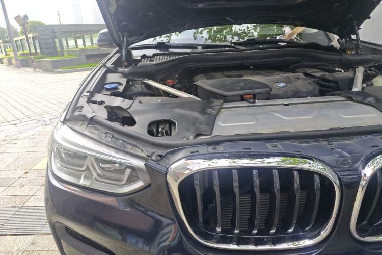 Used BMW X3 2021 xDrive25i M Sport Package Engine Bay Right