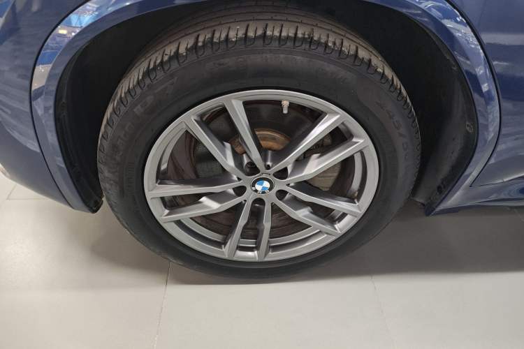 Used BMW X3 2021 xDrive25i M Sport Package Exterior 4