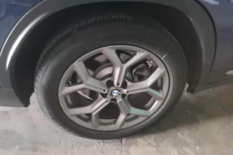 Used BMW X3 2021 xDrive28i Luxury Package Exterior 5