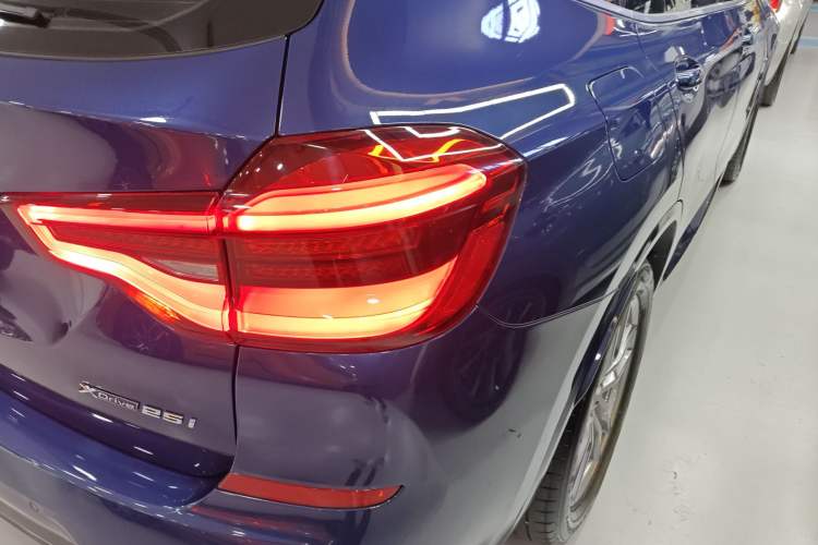 Used BMW X3 2021 xDrive25i M Sport Package Exterior 6