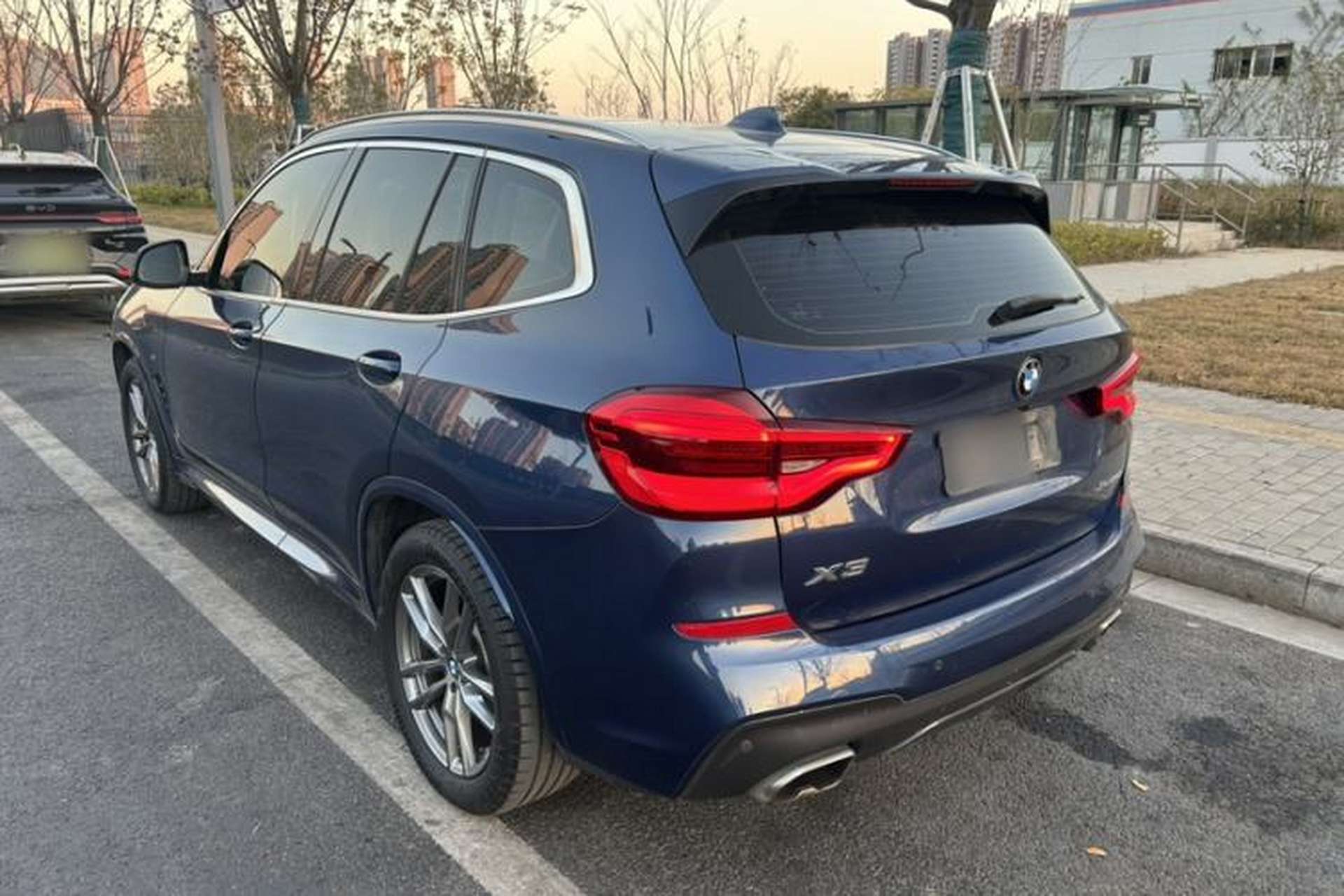 Used BMW X3 2021 xDrive25i M Sport Package Exterior 8