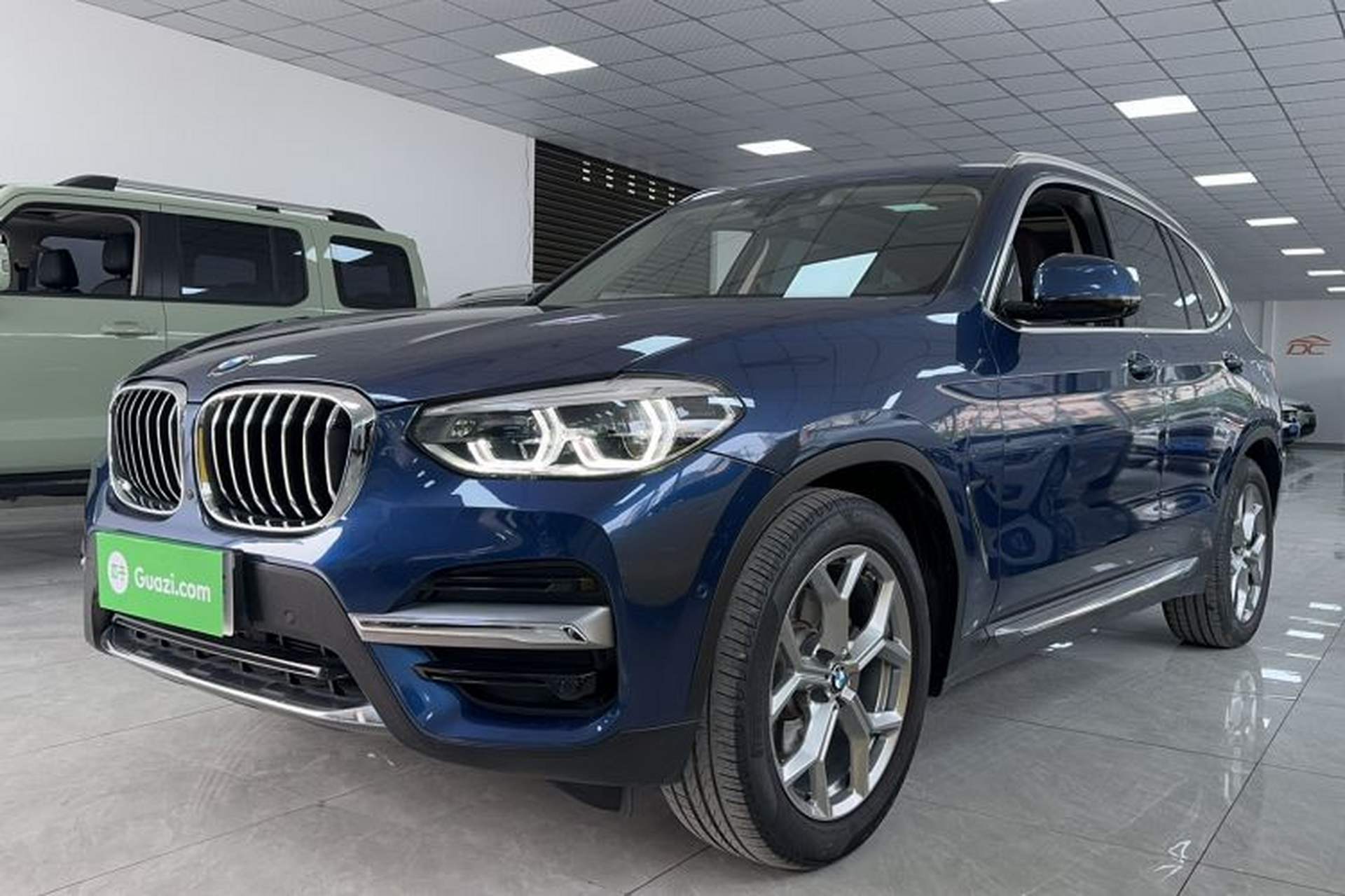 Used BMW X3 2021 xDrive28i Luxury Package Front Left 45 Deg