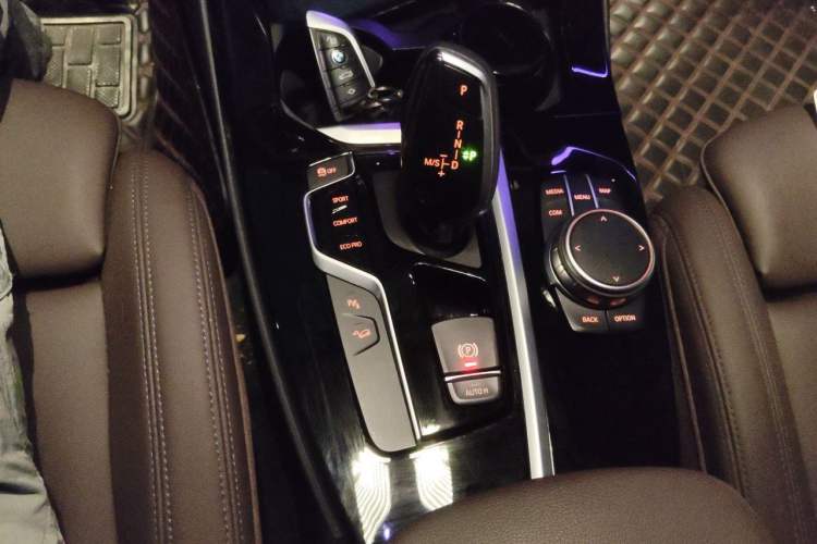 Used BMW X3 2021 Facelift xDrive25i Luxury Package Gear Lever