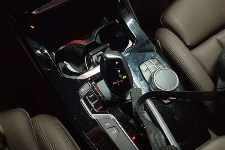 Used BMW X3 2021 xDrive25i M Sport Package Gear Lever