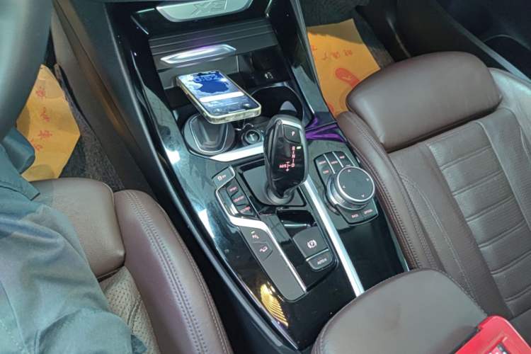 Used BMW X3 2021 xDrive28i Luxury Package Gear Lever