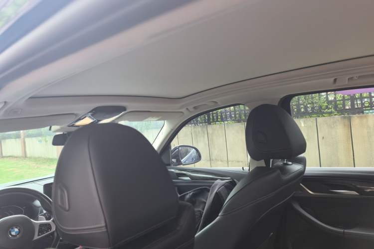 Used BMW X3 2021 xDrive30i Luxury Model with M Sport Package Headliner
