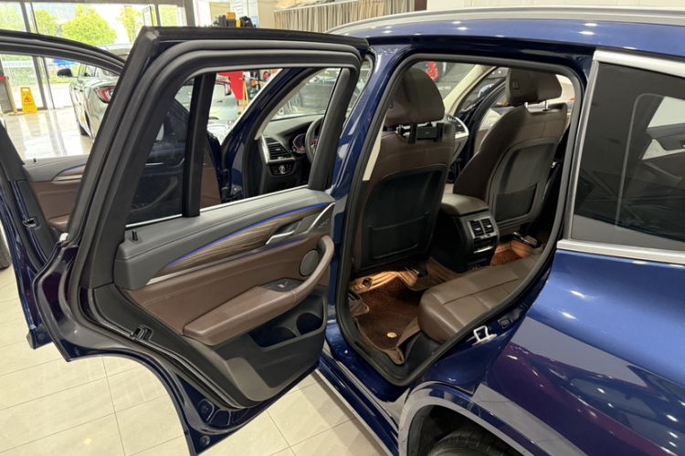 Used BMW X3 2021 Facelift xDrive28i M Sport Package Interior 1