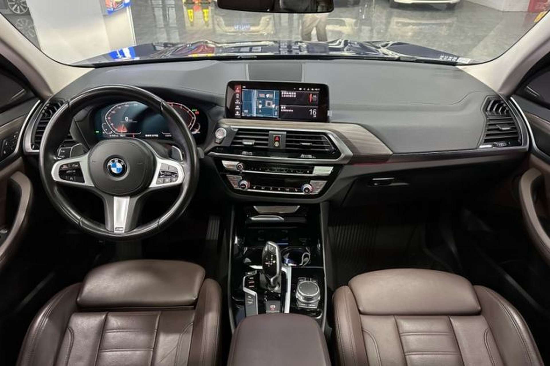 Used BMW X3 2021 xDrive28i M Sport Package Interior 10