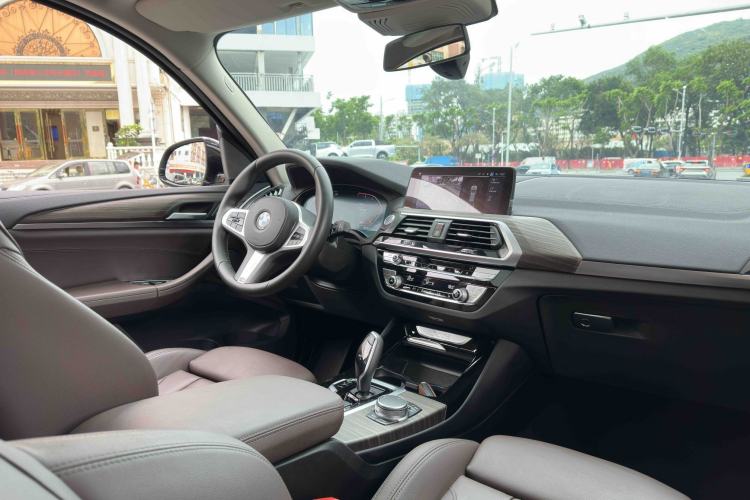 Used BMW X3 2021 xDrive28i M Sport Package Interior 2