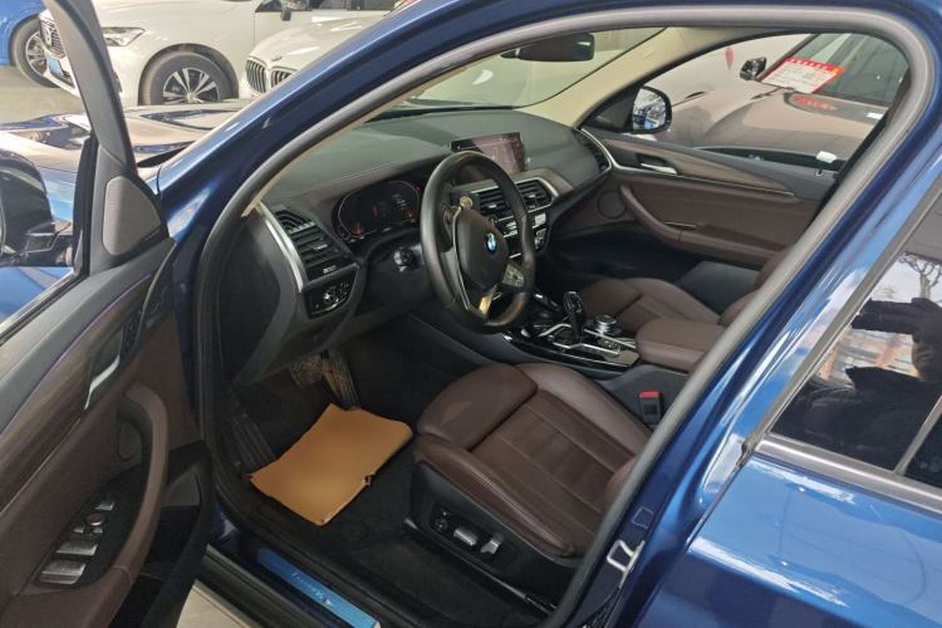 Used BMW X3 2021 xDrive28i Luxury Package Interior 3