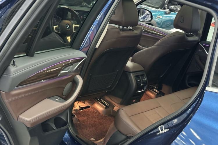 Used BMW X3 2021 xDrive28i M Sport Package Interior 4