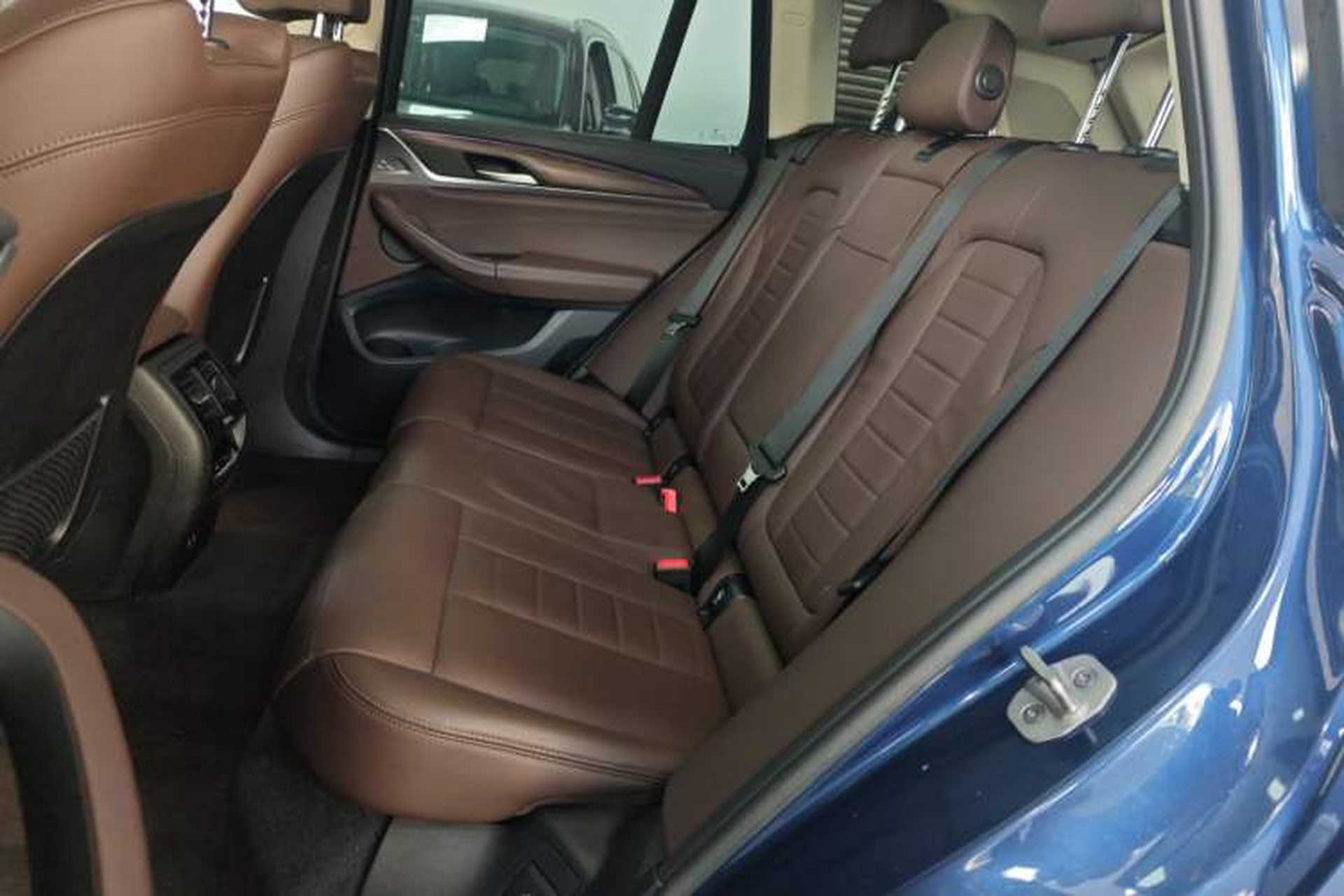 Used BMW X3 2021 xDrive28i Luxury Package Interior 4