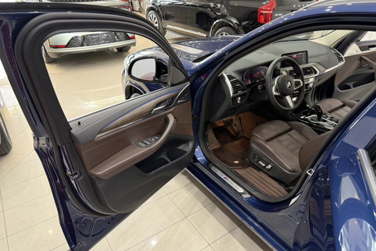 Used BMW X3 2021 Facelift xDrive28i M Sport Package Interior 5