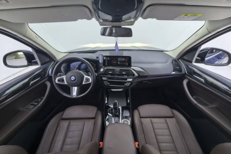 Used BMW X3 2021 xDrive30i Luxury Model with M Sport Package Interior 5