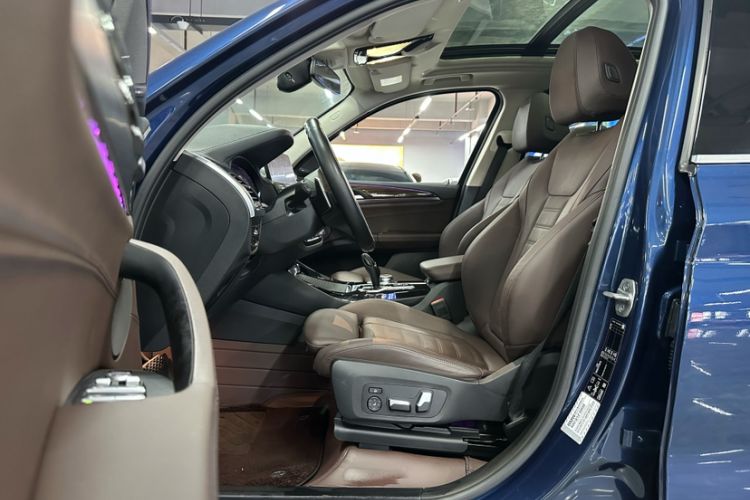Used BMW X3 2021 xDrive28i M Sport Package Interior 7