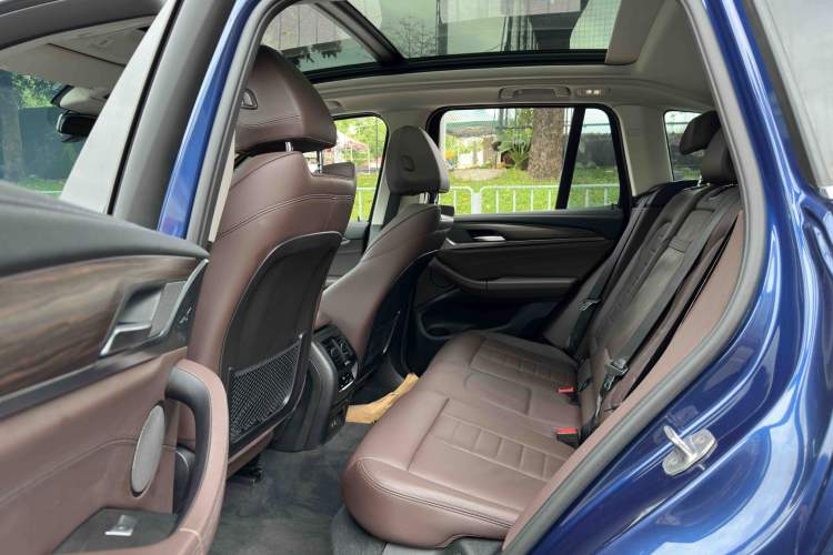 Used BMW X3 2021 xDrive28i M Sport Package Interior 7