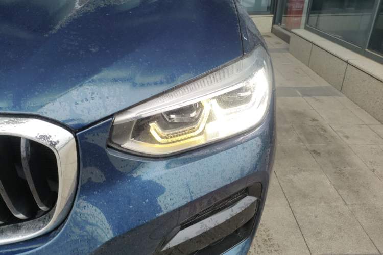 Used BMW X3 2021 xDrive30i Luxury Model with M Sport Package Left Front Headlight
