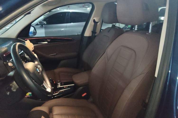 Used BMW X3 2021 xDrive25i Luxury Package Left Front Seat