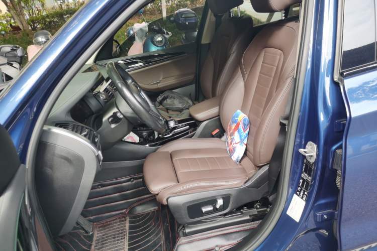 Used BMW X3 2021 xDrive25i M Sport Package Left Front Seat