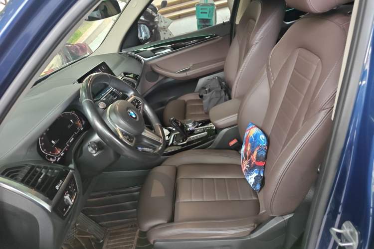 Used BMW X3 2021 xDrive25i M Sport Package Left Front Seat