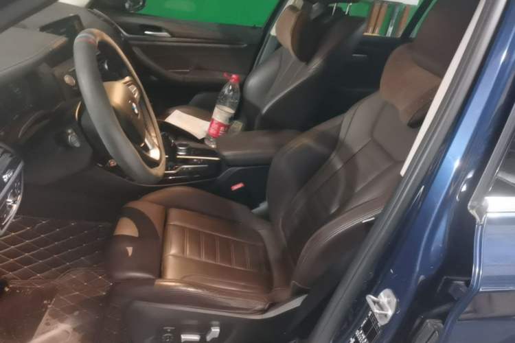 Used BMW X3 2021 xDrive28i Luxury Package Left Front Seat
